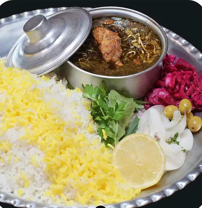 چلو خورشت سبزی(غذای ملی)